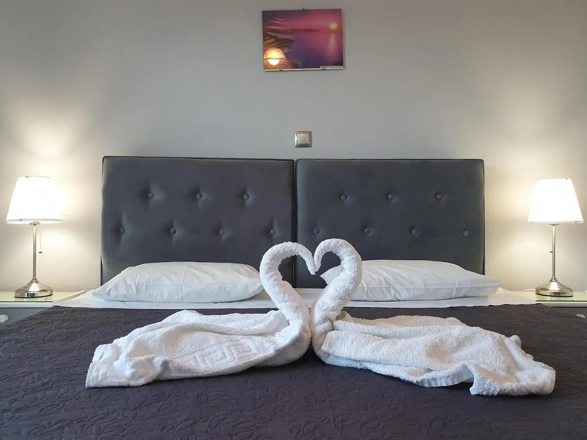 Makis Studios & Apartments Poros  0*, Poros (Kefalonia) Greece
