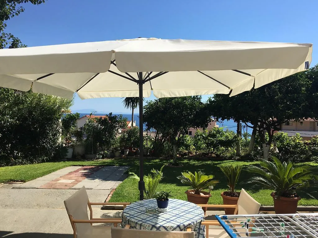 Makis Studios & Apartments Poros  0*, Poros (Kefalonia)