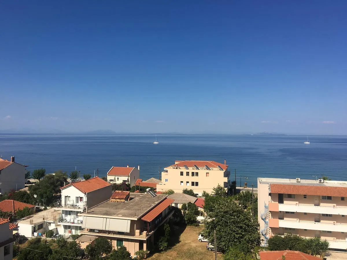 Makis Studios & Apartments Poros